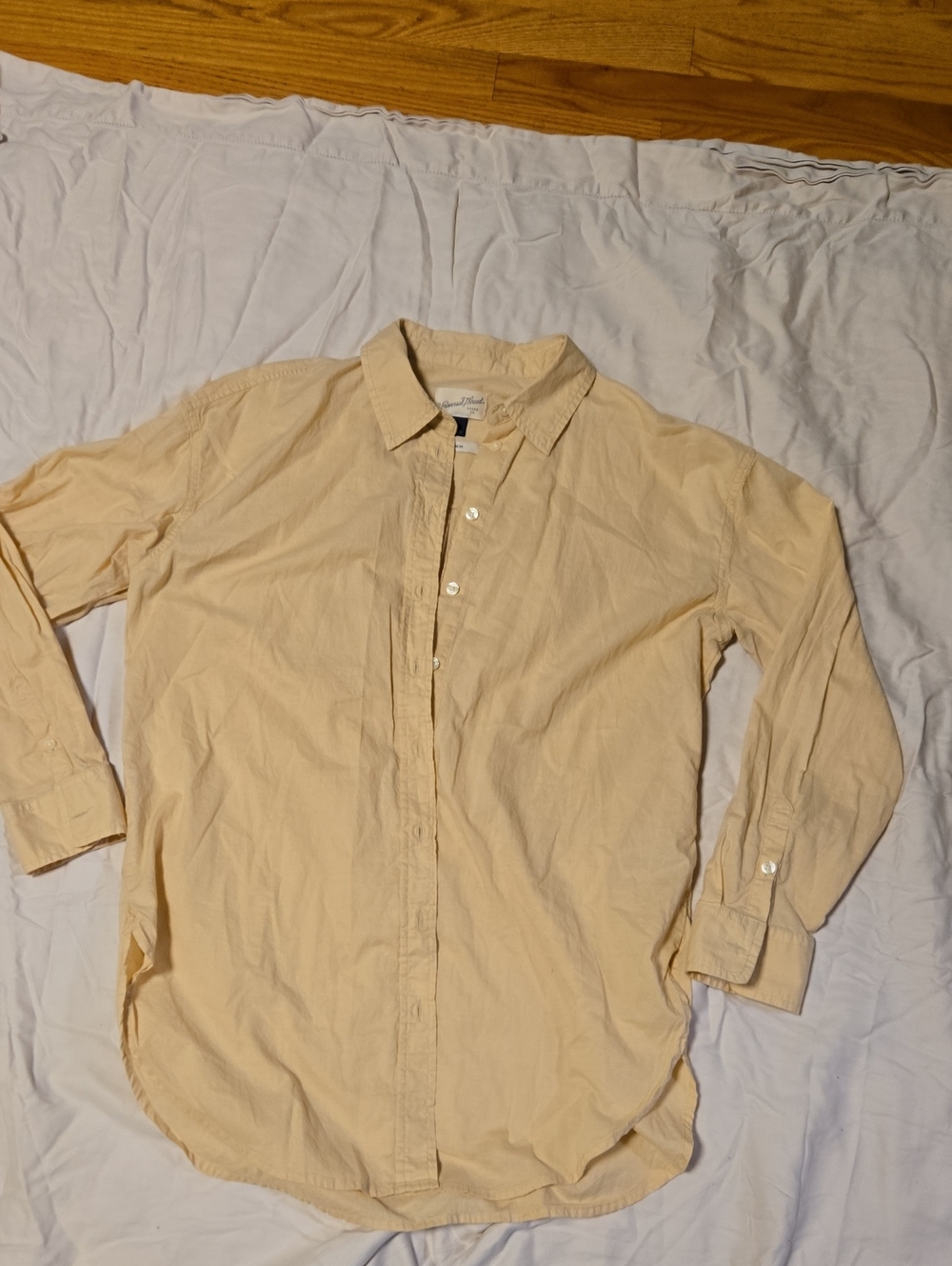 Women's Long-Sleeve Button-Up Shirt in Light Beige